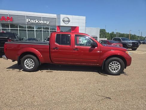 Used 2019 Nissan Frontier SV w/ Value Truck Package AWD/4WD image 8