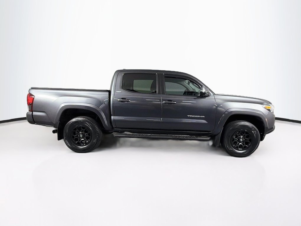 Used 2022 Toyota Tacoma SR5 w/ Technology Package RWD image 11