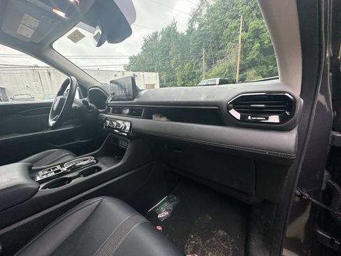 Used 2023 Honda Pilot EX-L image 30