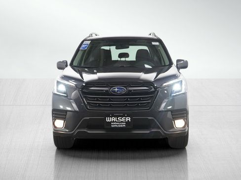 Used 2023 Subaru Forester Premium image 8