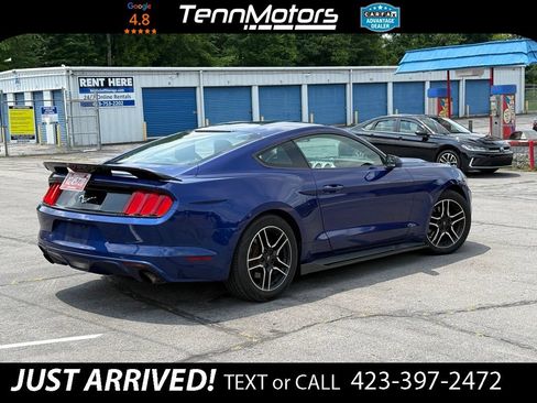 Used 2016 Ford Mustang Coupe RWD image 5