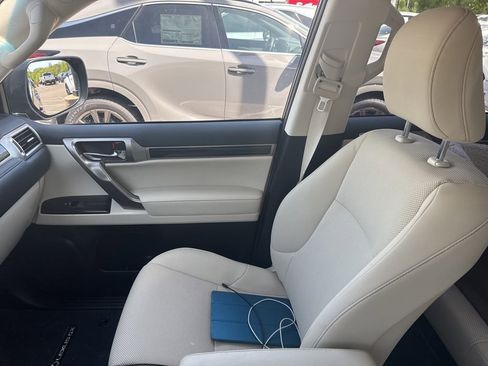 Used 2021 Lexus GX 460 Premium w/ Premium Package AWD/4WD image 25