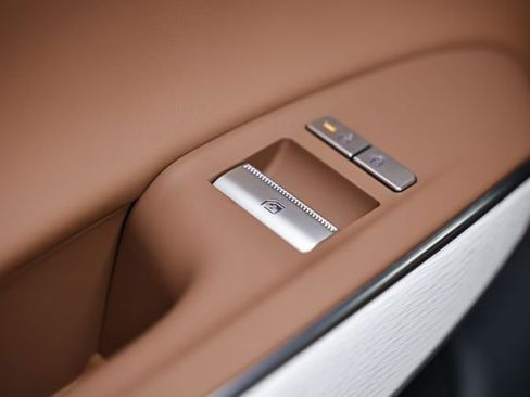 New 2026 Genesis GV70 2.5T Advanced image 25