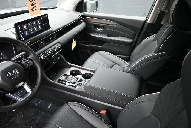 New 2026 Honda Pilot Elite image 16