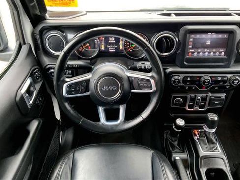 Certified 2021 Jeep Wrangler Unlimited Sahara image 5