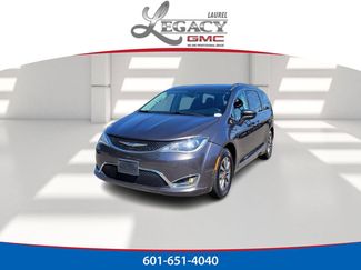 Used 2020 Chrysler Pacifica Touring-L Plus image 1