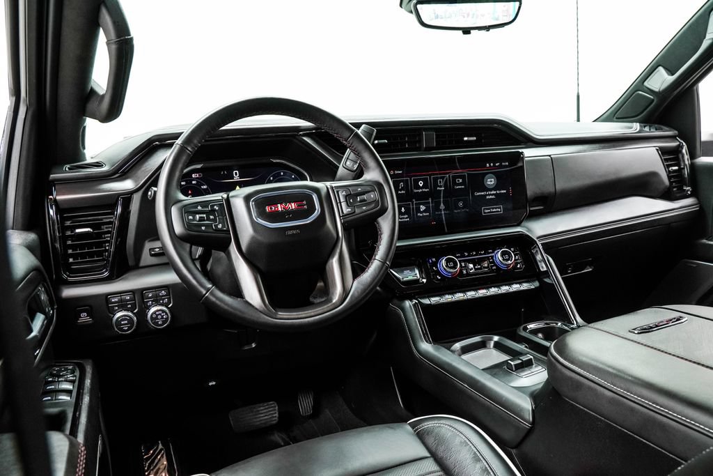 Used 2026 GMC Sierra 2500 AT4X AWD/4WD image 4