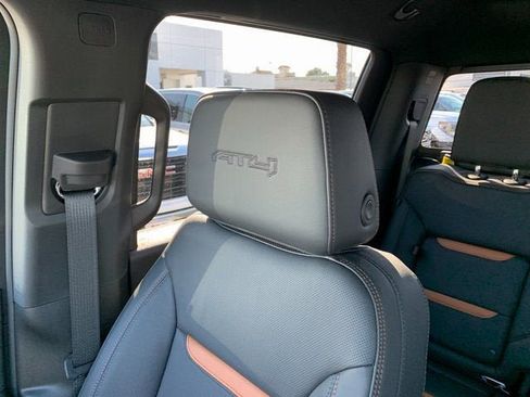 New 2026 GMC Sierra 1500 AT4 w/ AT4 Premium Package AWD/4WD image 25