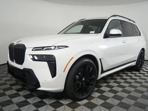 New 2027 BMW X7 xDrive40i w/ Executive Package AWD/4WD image 7