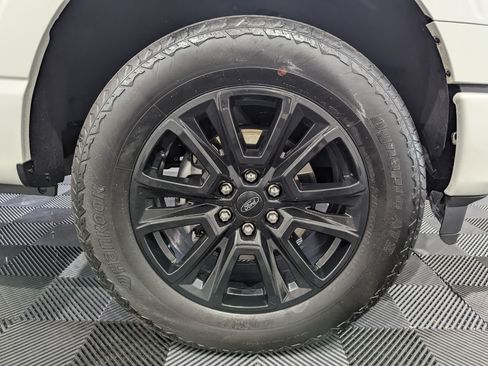 Used 2025 Ford F150 Platinum AWD/4WD image 6