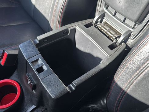 Used 2017 Jeep Wrangler Unlimited Rubicon image 13