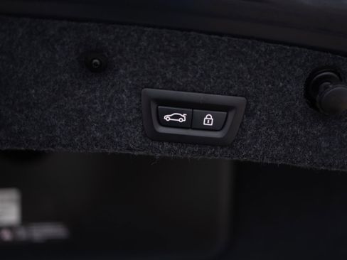 Used 2013 BMW 550i xDrive 550i xDrive image 20