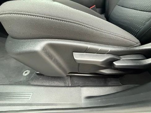 Used 2026 Chevrolet Equinox LT image 14