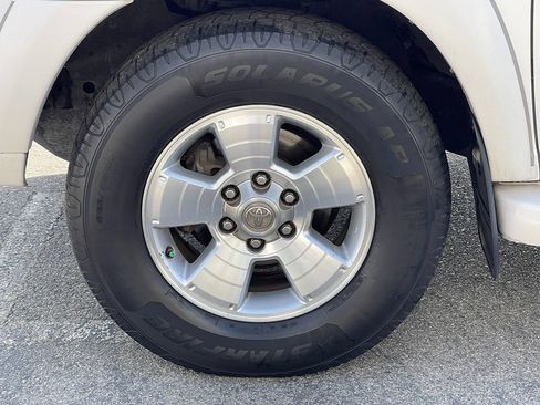 Used 2002 Toyota Sequoia Limited image 33