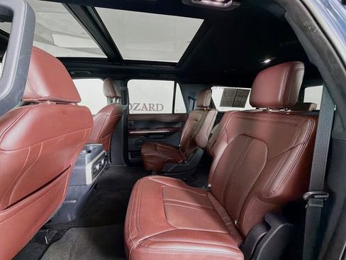 Used 2022 Ford Expedition Max Limited RWD image 30