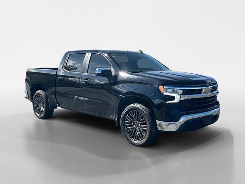 Used 2022 Chevrolet Silverado 1500 LT AWD/4WD image 8
