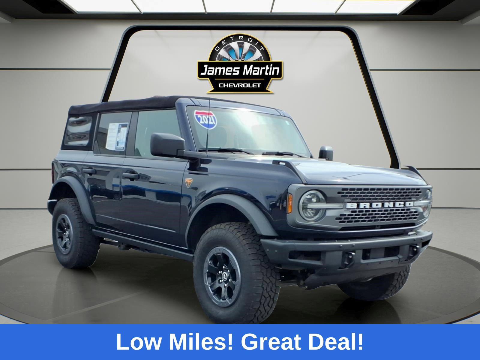 Used 2021 Ford Bronco Badlands AWD/4WD image 3