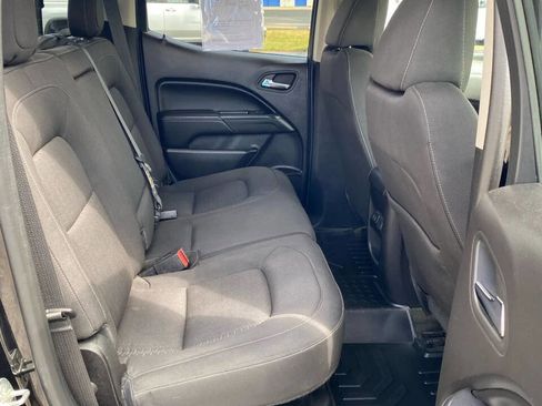 Used 2016 GMC Canyon SLE image 27