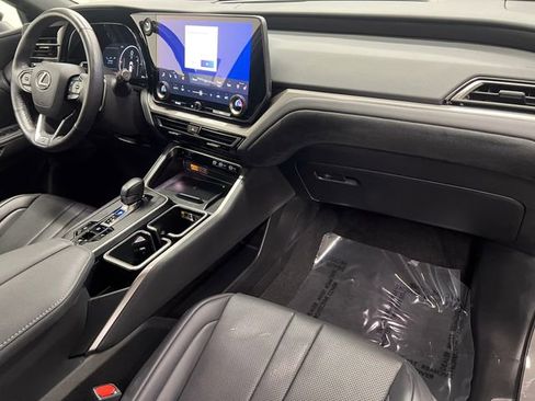 Certified 2025 Lexus TX 500h AWD w/ Technology Package image 12