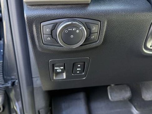 Used 2020 Ford F150 Lariat image 15