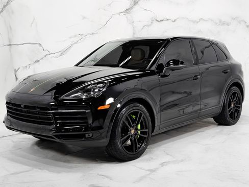 Used 2020 Porsche Cayenne S w/ Premium Package Plus AWD/4WD image 8
