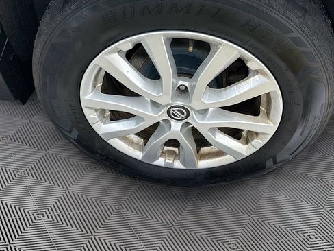 Used 2019 Nissan Rogue SV AWD/4WD image 31