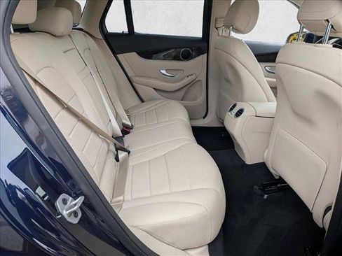 Certified 2022 Mercedes-Benz GLC 300 4MATIC image 25
