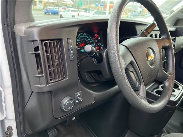 Used 2020 Chevrolet Express 2500 w/ Driver Convenience Package RWD image 9