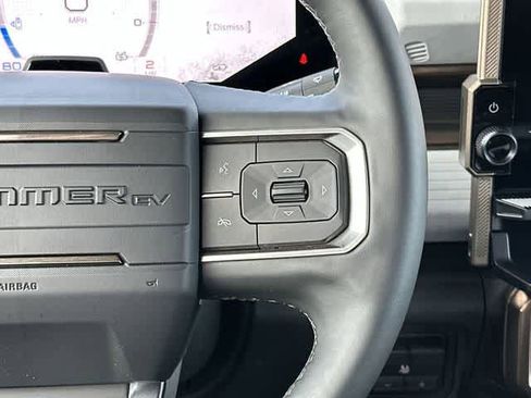 Used 2024 GMC Hummer EV 2X AWD/4WD image 9