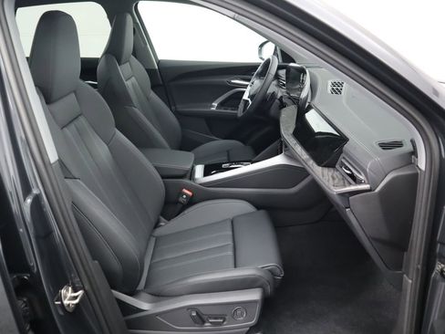 Used 2025 Audi Q5 Premium Plus w/ Premium Plus image 23