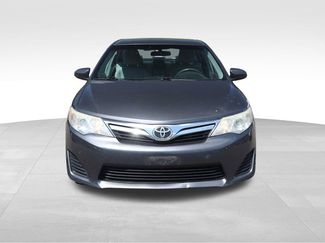 Used 2013 Toyota Camry LE FWD video 2