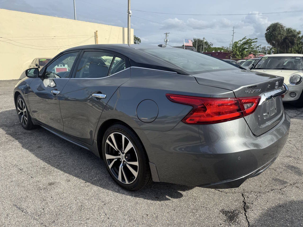 Used 2017 Nissan Maxima 3.5 SV FWD image 4