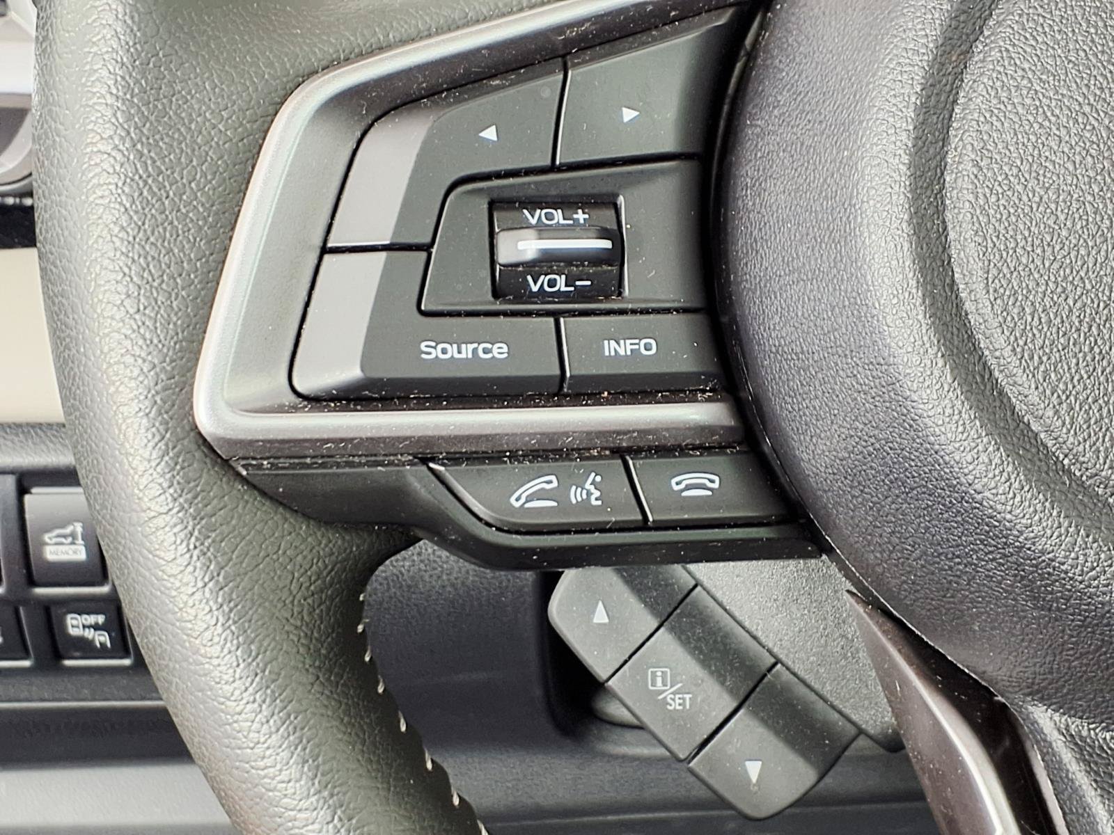 Used 2023 Subaru Forester Limited AWD/4WD image 25