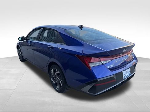 New 2026 Hyundai Elantra Limited image 5