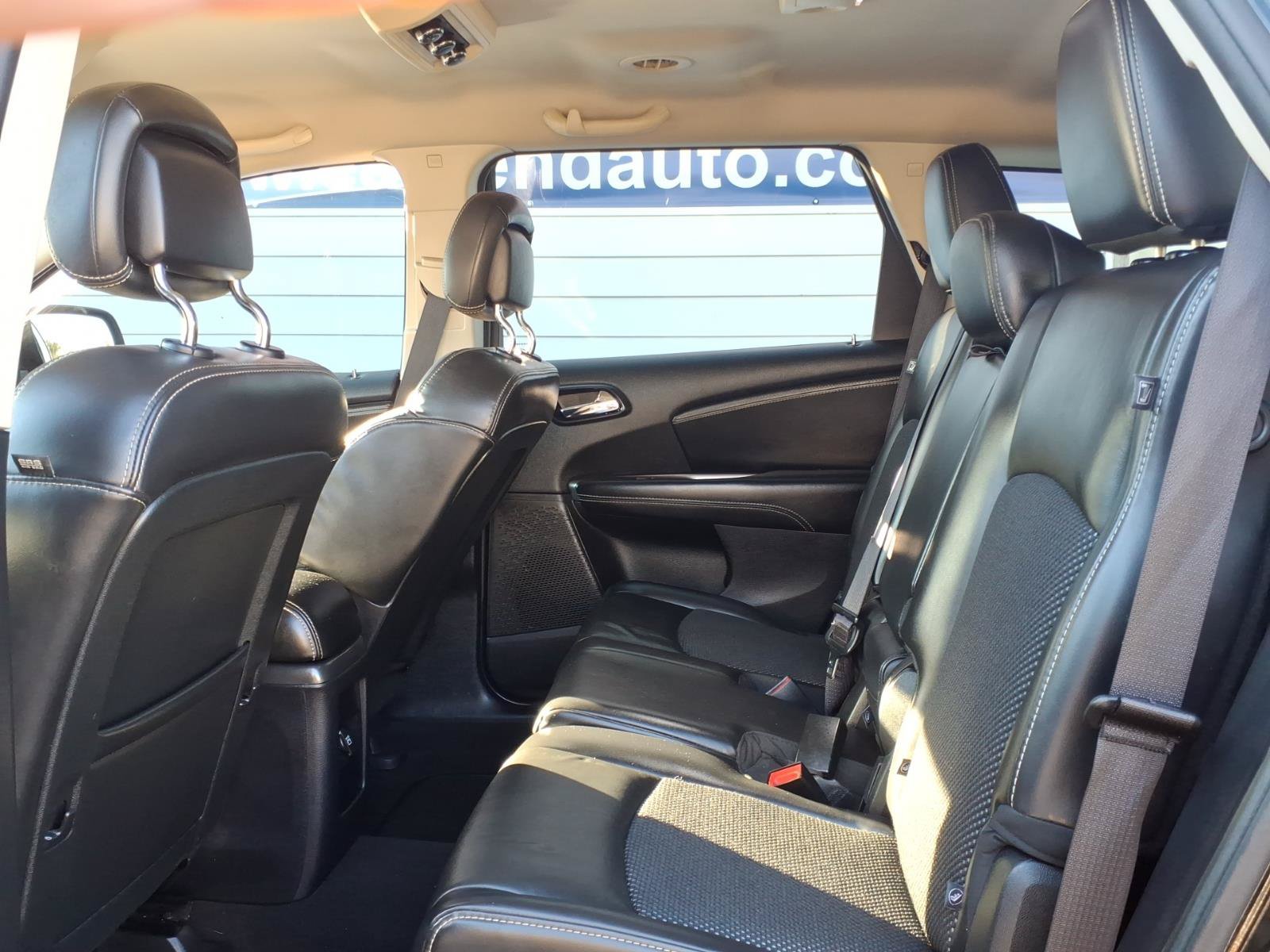 Used 2016 Dodge Journey Crossroad FWD image 9