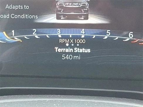 Certified 2025 Jeep Grand Cherokee Limited w/ Black Appearance Package image 21