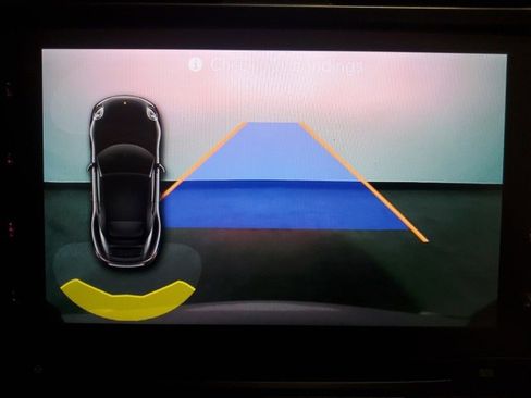 Used 2018 Porsche 911 Carrera image 18