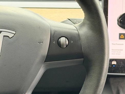 Used 2021 Tesla Model 3 Standard Range Plus RWD image 43