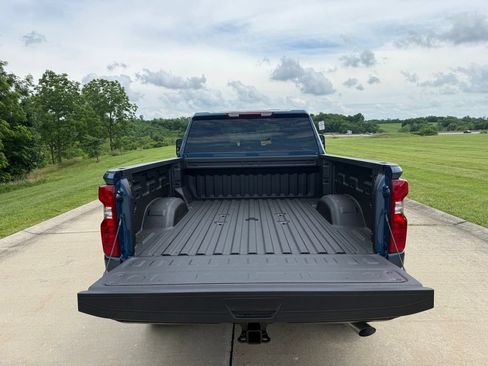 New 2026 Chevrolet Silverado 2500 Custom w/ Custom Value Package AWD/4WD image 6