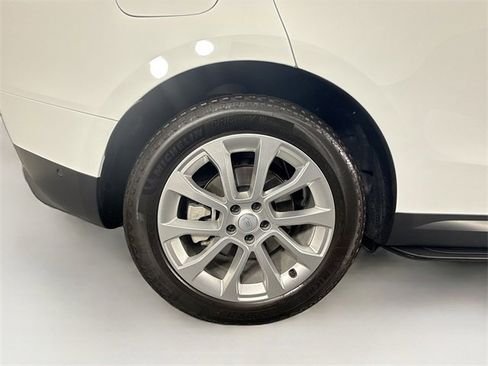 Certified 2024 Land Rover Range Rover Sport SE image 11