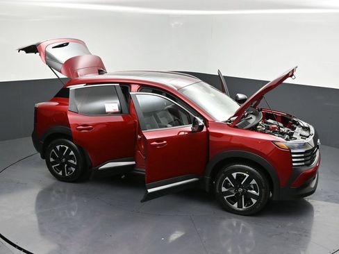 New 2026 Nissan Kicks SV w/ SV Premium Package AWD/4WD image 31