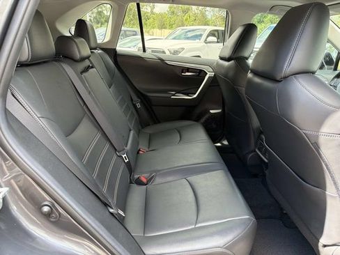 Certified 2020 Toyota RAV4 Limited FWD image 20