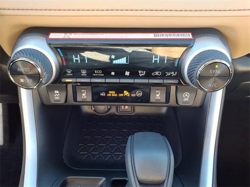 New 2025 Toyota RAV4 XLE image 15