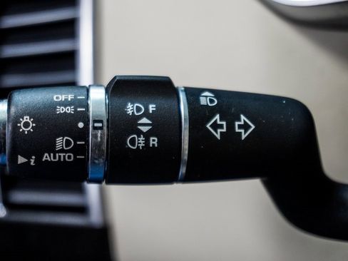 Used 2020 Land Rover Range Rover HSE image 36