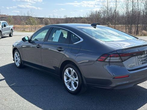 Used 2025 Honda Accord LX image 8