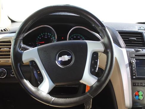 Used 2012 Chevrolet Traverse LTZ image 24