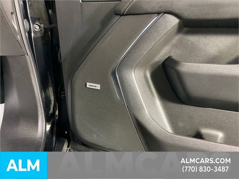 Used 2025 GMC Yukon Elevation image 35