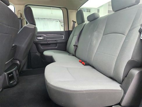 Used 2019 RAM 2500 Big Horn image 18