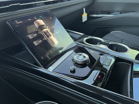 Certified 2026 Cadillac Escalade Sport w/ Touring Package image 21