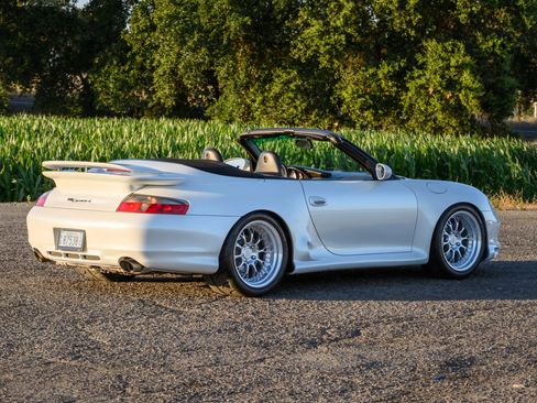 Used 2000 Porsche 911 Carrera 4 AWD/4WD image 31